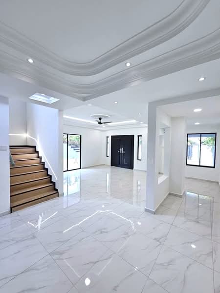 2-storey Terraced House for Sale in Taman Daya (Johor Bahru) - Karl Lim - Living Room - PropertyGuru.com.my