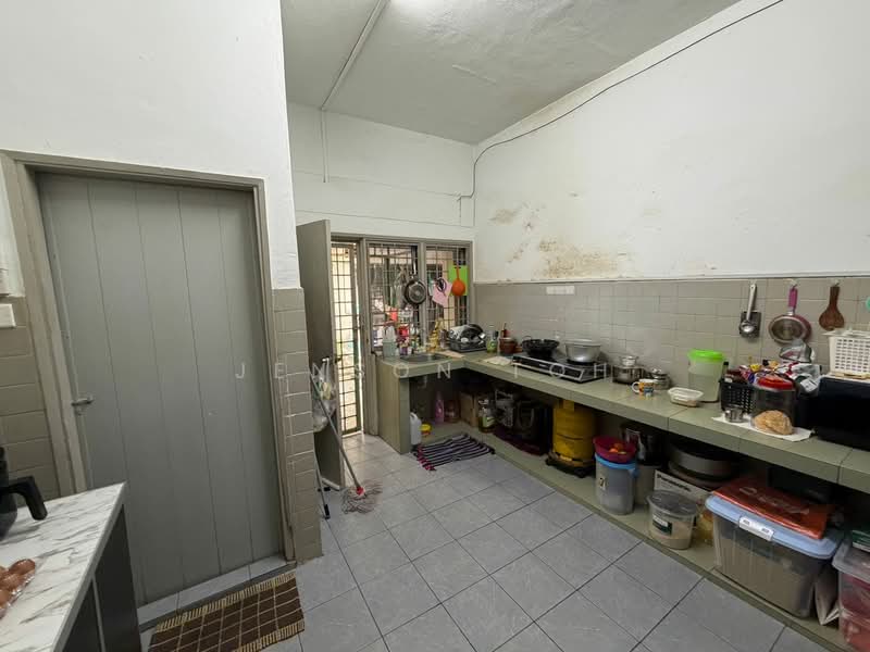 Rumah Teres 2-Tingkat untuk Dijual di Taman Wahyu (Batu Caves) - Jenson Toh - Kitchen - PropertyGuru.com.my