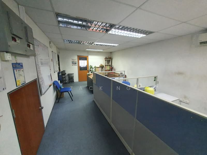 Shop / Office untuk Dijual di Sungai Buloh (Selangor) - Zack Ng - Interior - PropertyGuru.com.my