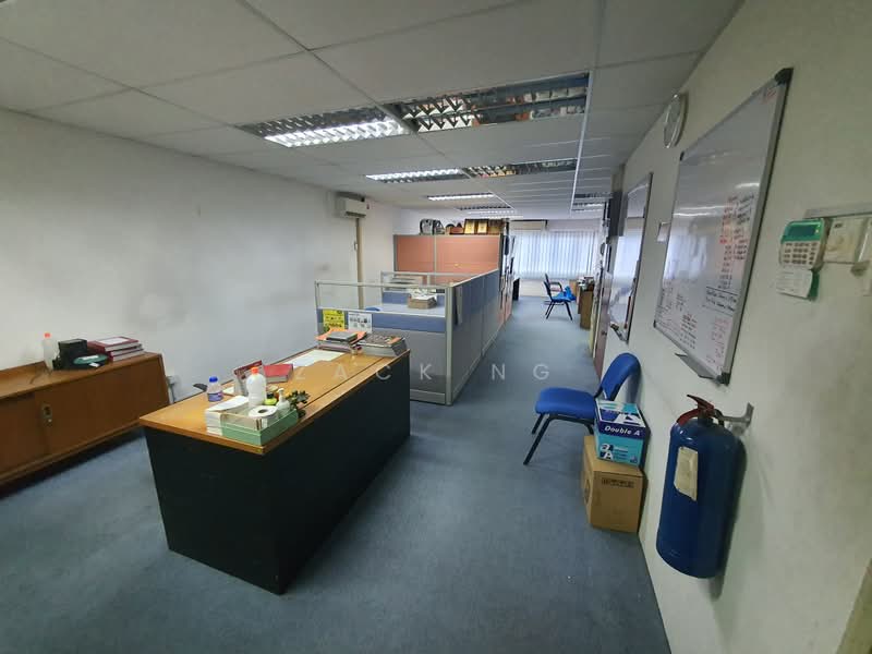 Shop / Office untuk Dijual di Sungai Buloh (Selangor) - Zack Ng - Interior - PropertyGuru.com.my