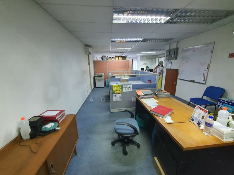Shop / Office untuk Dijual di Sungai Buloh (Selangor) - Zack Ng - Interior - PropertyGuru.com.my