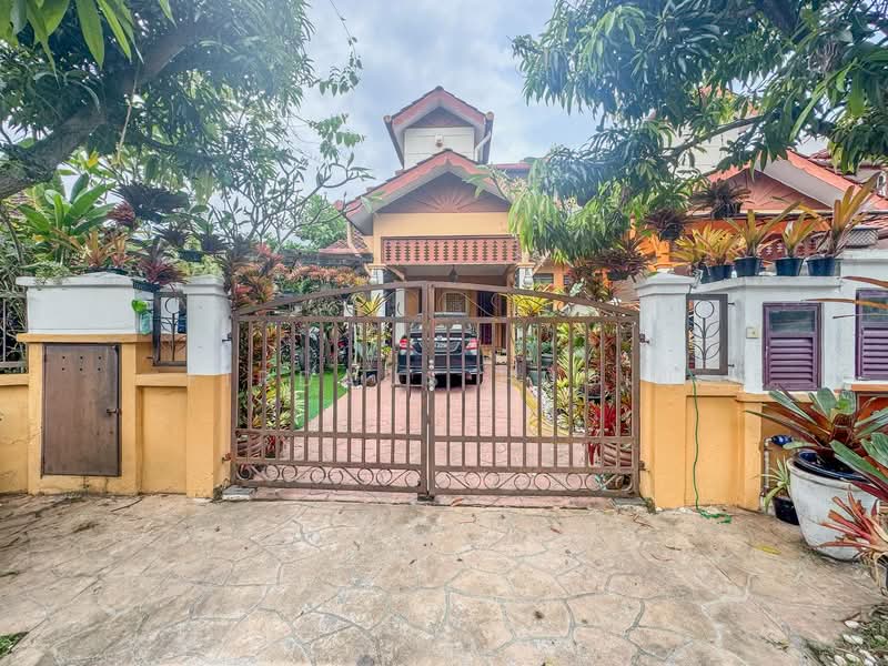 Terraced House for Sale in Alam Damai (Cheras) - Firdaus Husin - Exterior - PropertyGuru.com.my