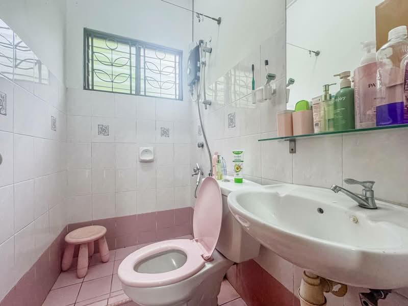 Terraced House for Sale in Alam Damai (Cheras) - Firdaus Husin - Bathroom - PropertyGuru.com.my