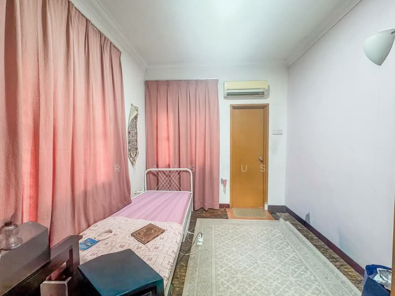 Terraced House for Sale in Alam Damai (Cheras) - Firdaus Husin - Bedroom - PropertyGuru.com.my