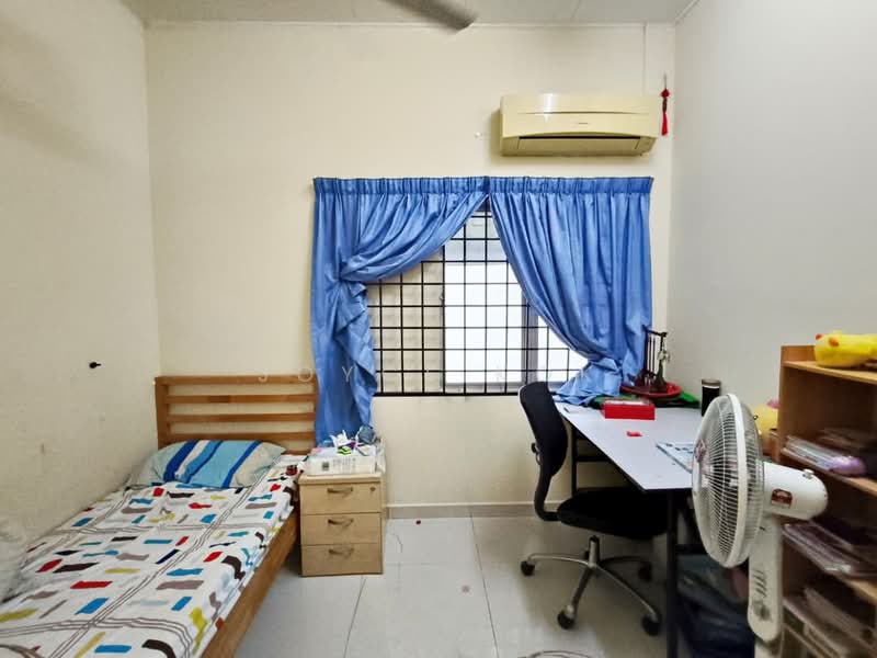 Rumah Teres 2-Tingkat untuk Dijual di Usj 6 (Subang Jaya) - Joyce Kok - Bedroom - PropertyGuru.com.my
