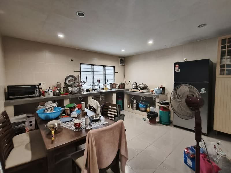 Rumah Teres 2-Tingkat untuk Dijual di Usj 6 (Subang Jaya) - Joyce Kok - Kitchen - PropertyGuru.com.my