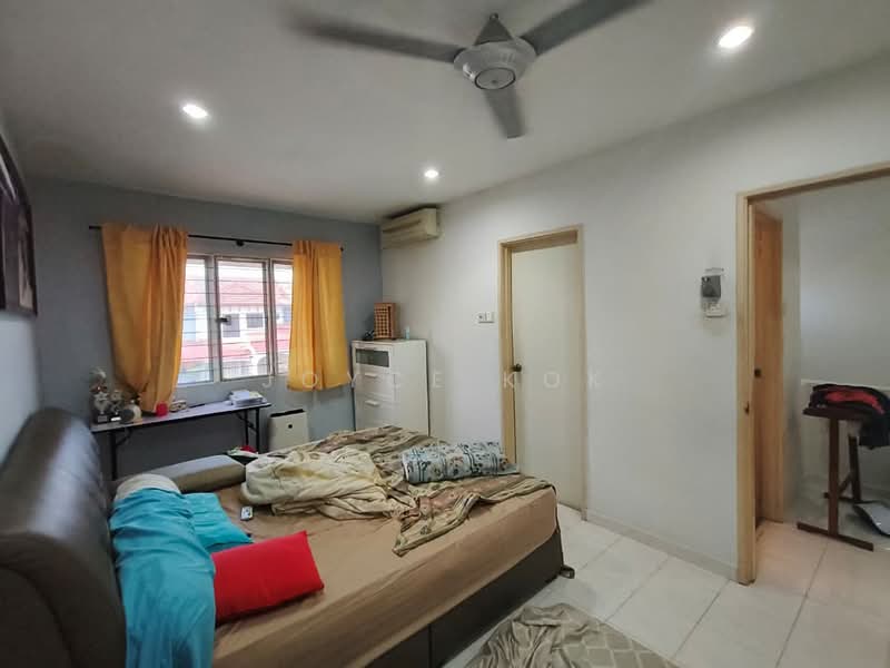 Rumah Teres 2-Tingkat untuk Dijual di Usj 6 (Subang Jaya) - Joyce Kok - Bedroom - PropertyGuru.com.my