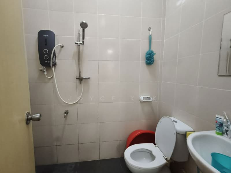 Rumah Teres 2-Tingkat untuk Dijual di Usj 6 (Subang Jaya) - Joyce Kok - Bathroom - PropertyGuru.com.my