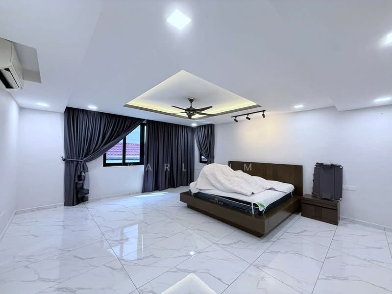 Semi-Detached House for Sale in Taman Pelangi (Johor Bahru) - Karl Lim - Bedroom - PropertyGuru.com.my
