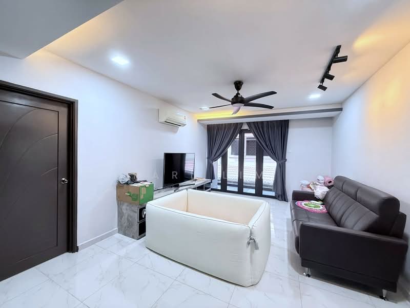 Semi-Detached House for Sale in Taman Pelangi (Johor Bahru) - Karl Lim - Living Room - PropertyGuru.com.my