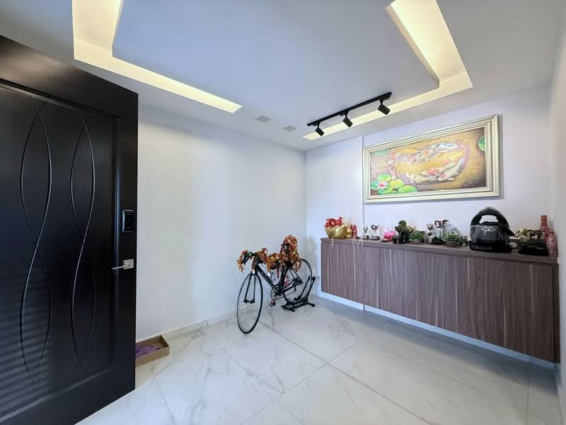 Semi-Detached House for Sale in Taman Pelangi (Johor Bahru) - Karl Lim - Entrance - PropertyGuru.com.my