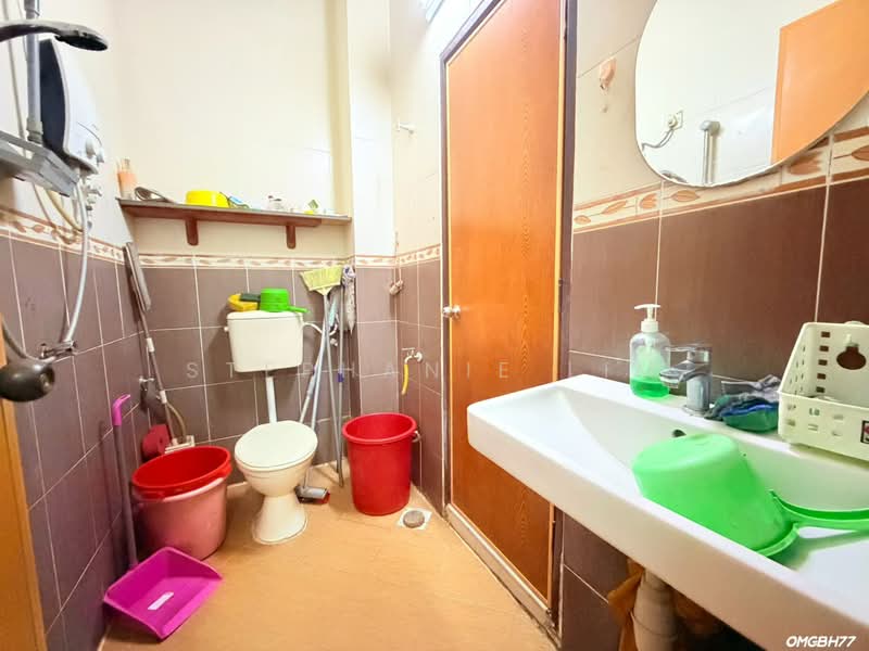 Rumah Teres 2-Tingkat untuk Dijual di Teluk Pulai (Klang) - Stephanie Lim - Bathroom - PropertyGuru.com.my
