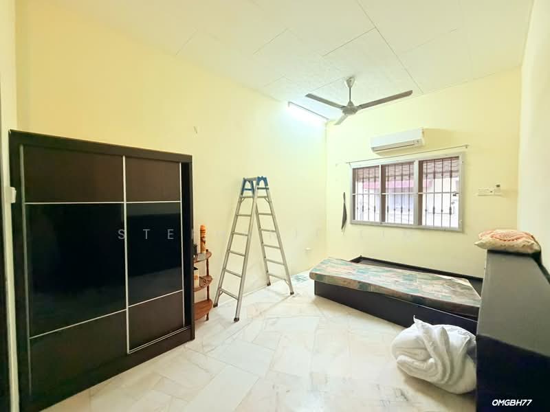 Rumah Teres 2-Tingkat untuk Dijual di Teluk Pulai (Klang) - Stephanie Lim - Bedroom - PropertyGuru.com.my