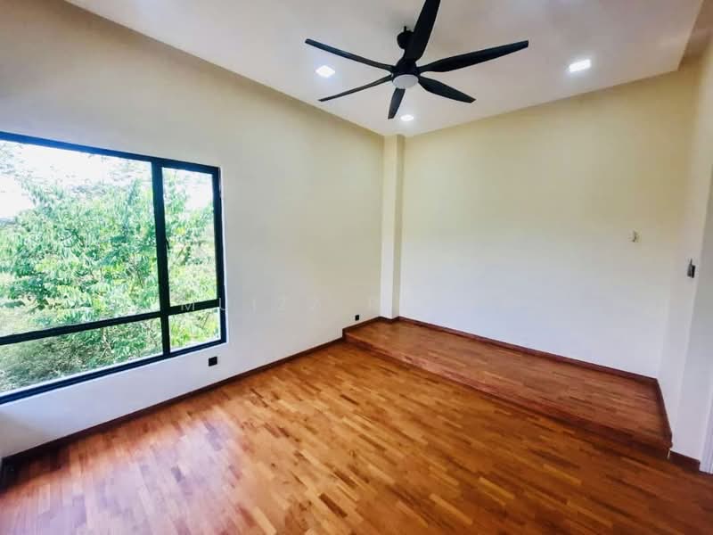 Bungalow House for Sale in Bukit Jelutong (Shah Alam) - Muizz Razak - PropertyGuru.com.my