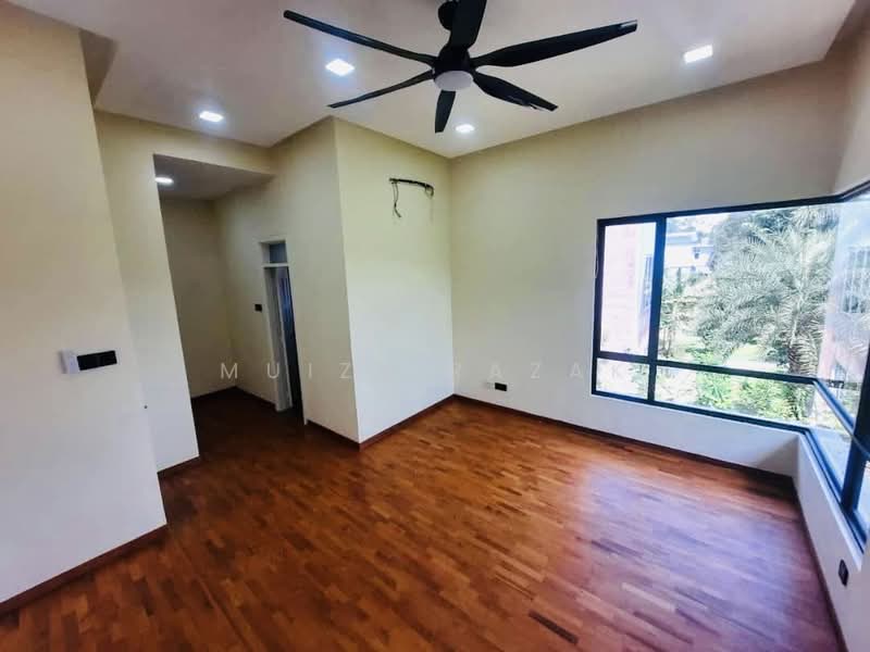 Bungalow House for Sale in Bukit Jelutong (Shah Alam) - Muizz Razak - PropertyGuru.com.my