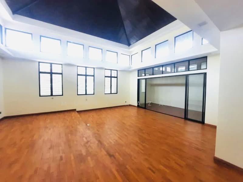 Bungalow House for Sale in Bukit Jelutong (Shah Alam) - Muizz Razak - PropertyGuru.com.my