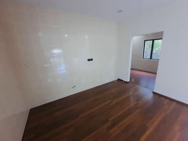 Bungalow House for Sale in Bukit Jelutong (Shah Alam) - Muizz Razak - PropertyGuru.com.my