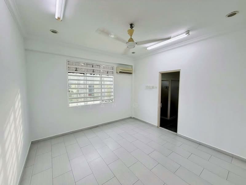 Rumah Teres 2-Tingkat untuk Disewa di Taman Goh Guan Ho (Ayer Itam) - Qyan Goh - Interior - PropertyGuru.com.my