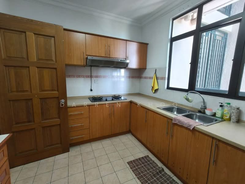 Condominium for Sale at 1 Bukit Utama - Darren Khoo - Kitchen - PropertyGuru.com.my