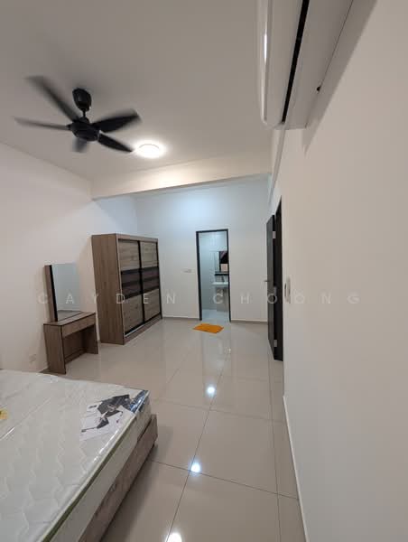 Kediaman Servis untuk Dijual di MARC Residences - Cayden Choong - Bedroom - PropertyGuru.com.my