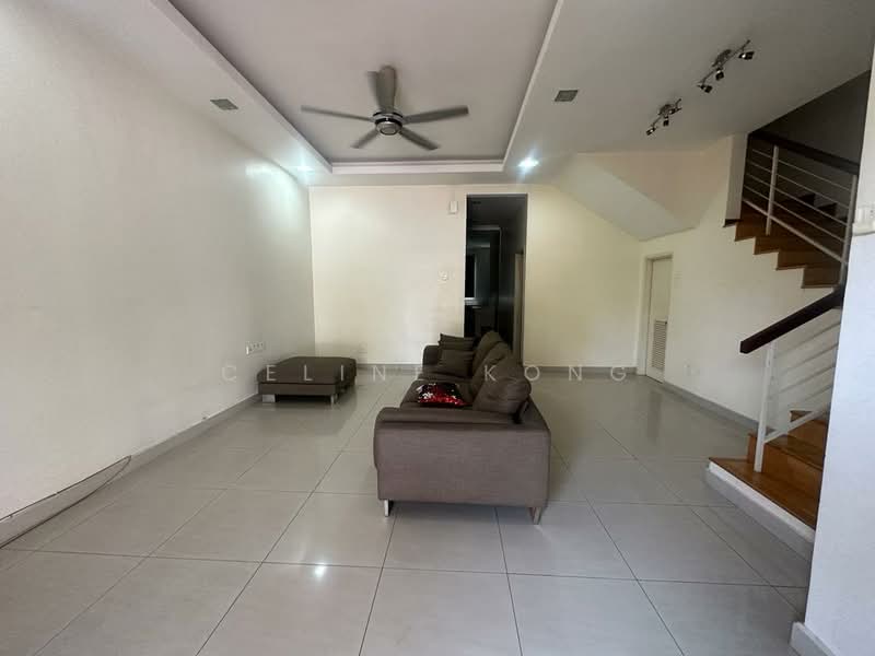 3-storey Terraced House for Sale in Shah Alam (Selangor) - Celine Kong - Living Room - PropertyGuru.com.my