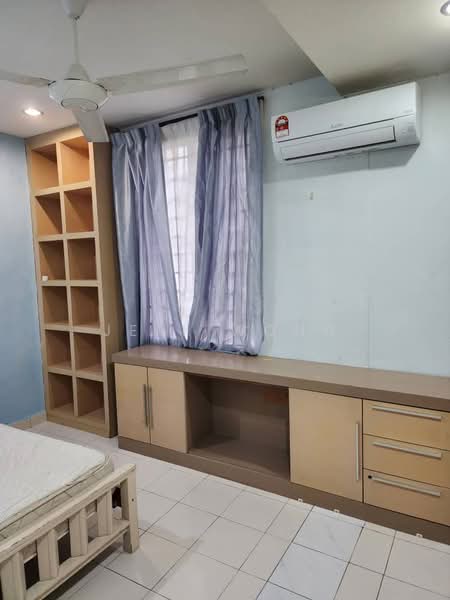 Rumah Teres 2-Tingkat untuk Dijual di Seksyen 4 (Kota Damansara) - Jeff Wong - Bedroom - PropertyGuru.com.my