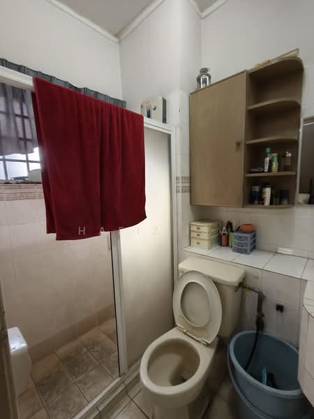 Rumah Teres untuk Dijual di Usj 23 (Subang Jaya) - Hafiz Isa - Bathroom - PropertyGuru.com.my