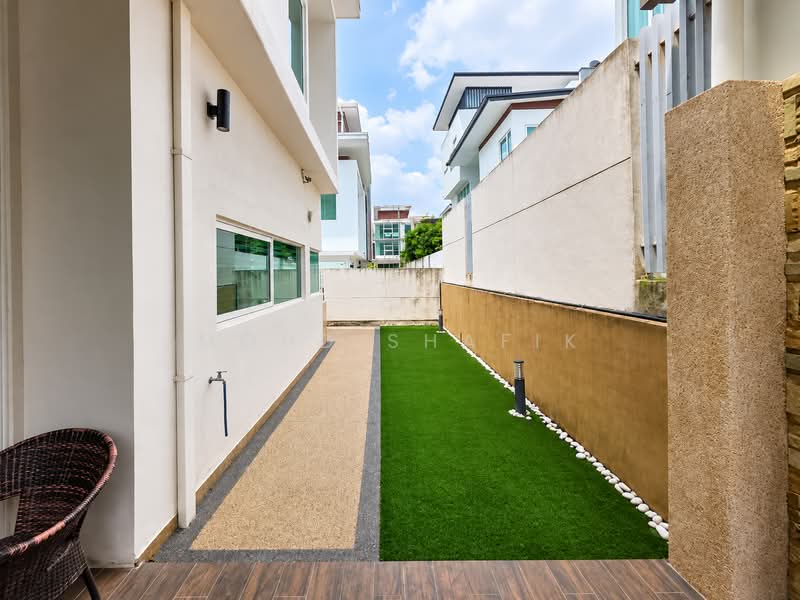 Rumah Berkembar untuk Dijual di Cyberjaya (Selangor) - Mohd Shafik - Exterior - PropertyGuru.com.my