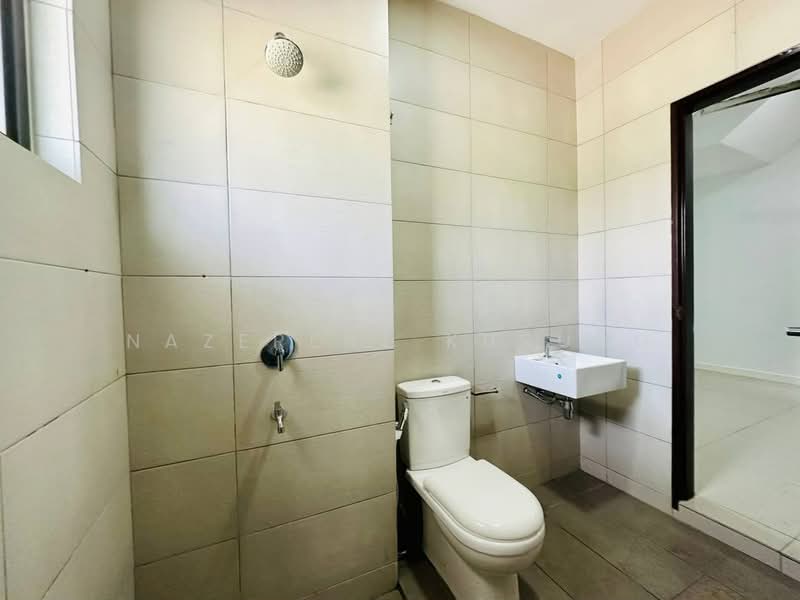2-storey Terraced House for Sale in Serene Heights (Semenyih) - Nazerene Kurung - Bathroom - PropertyGuru.com.my