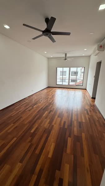 Rumah Teres 2.5-Tingkat untuk Dijual di Sunway Spk (Kuala Lumpur) - Anthony Foong - Living Room - PropertyGuru.com.my