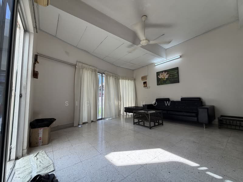 Rumah Teres 2-Tingkat untuk Disewa di Taman Bukit Segar (Cheras) - Sicky Chow - Living Room - PropertyGuru.com.my