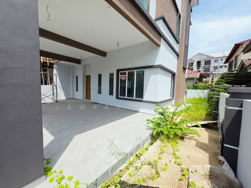 Rumah Kluster untuk Dijual di Taman Laksamana Cheng Ho (Melaka City) - Lawrance Lim - PropertyGuru.com.my