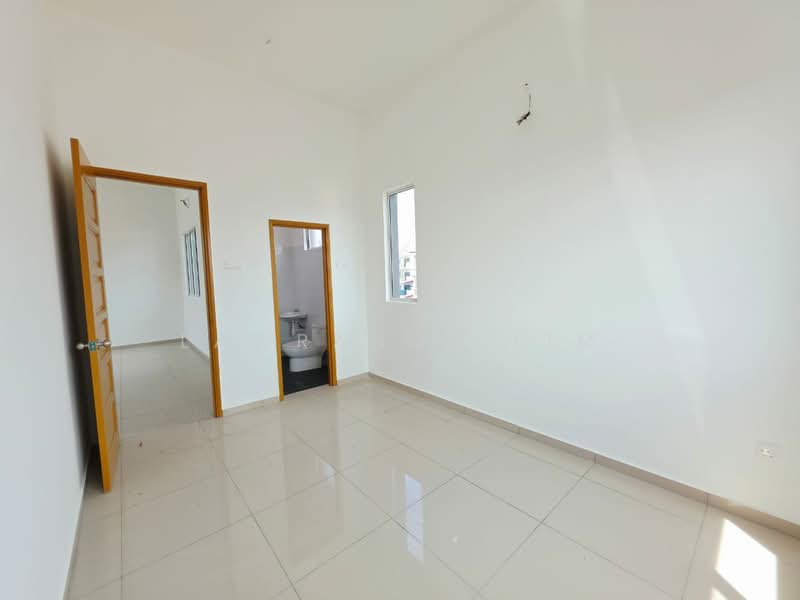 Rumah Kluster untuk Dijual di Taman Laksamana Cheng Ho (Melaka City) - Lawrance Lim - PropertyGuru.com.my