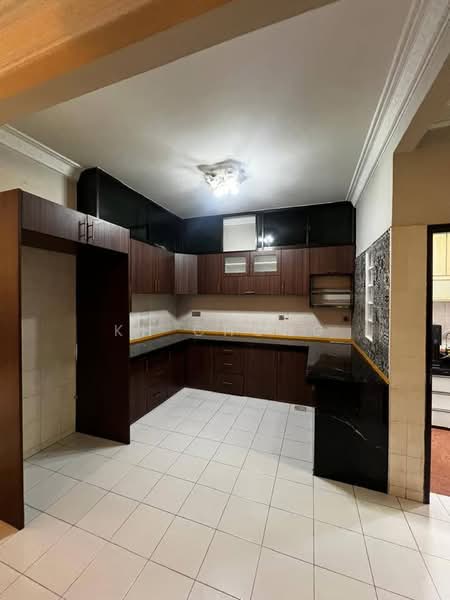 Rumah Teres untuk Dijual di Bandar Botanic (Klang) - KH Chong - Kitchen - PropertyGuru.com.my