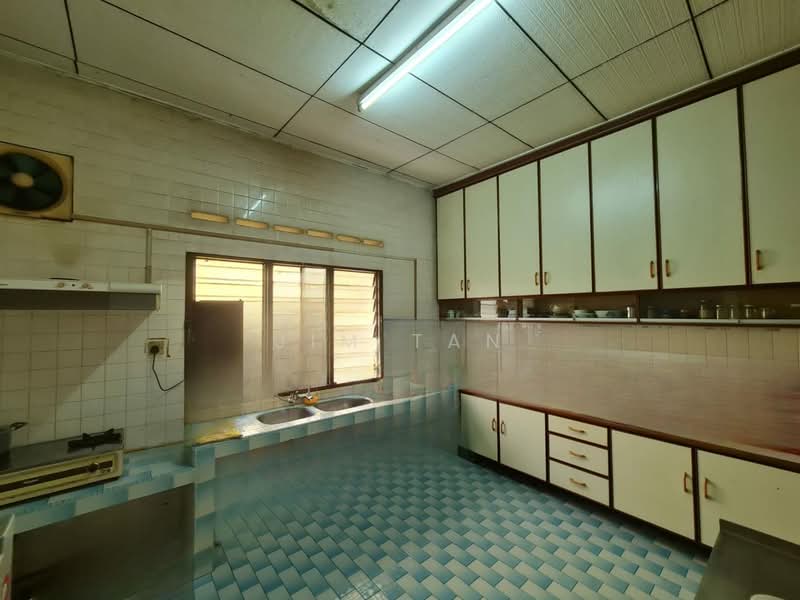 Bungalow House untuk Dijual di Bandar Puchong Utama (Puchong) - Jim Tan - Kitchen - PropertyGuru.com.my