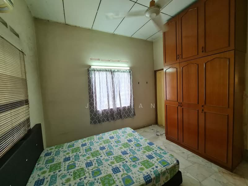 Bungalow House untuk Dijual di Bandar Puchong Utama (Puchong) - Jim Tan - Bedroom - PropertyGuru.com.my