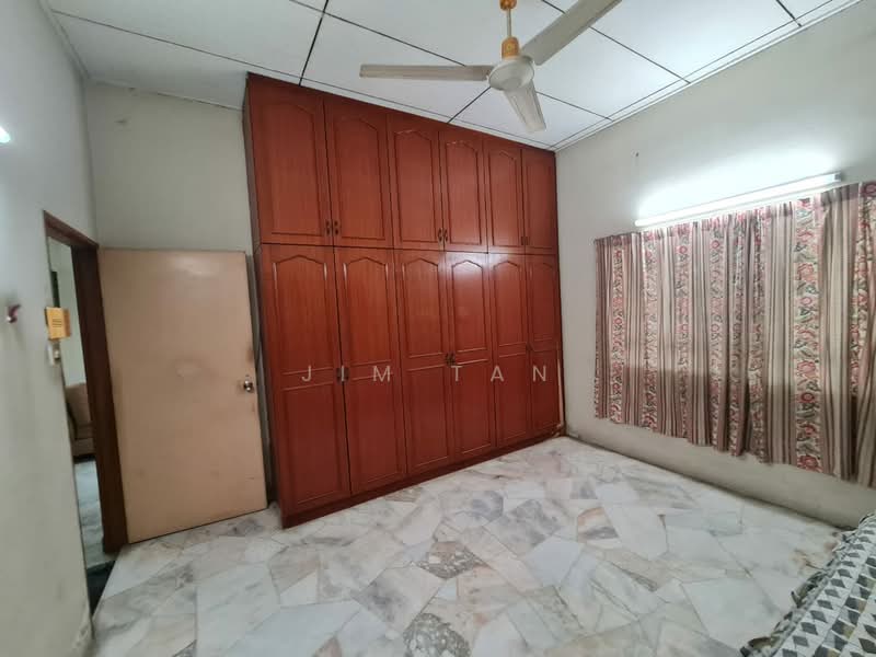 Bungalow House untuk Dijual di Bandar Puchong Utama (Puchong) - Jim Tan - Bedroom - PropertyGuru.com.my