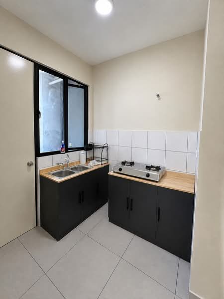 Service Residence for Rent at Majestic Maxim - David Chat - Kitchen - PropertyGuru.com.my