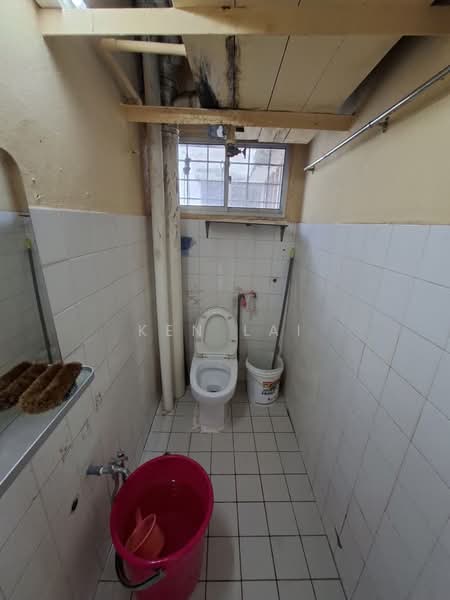 Flat for Rent at Prima Selayang - Ken Lai - Bathroom - PropertyGuru.com.my