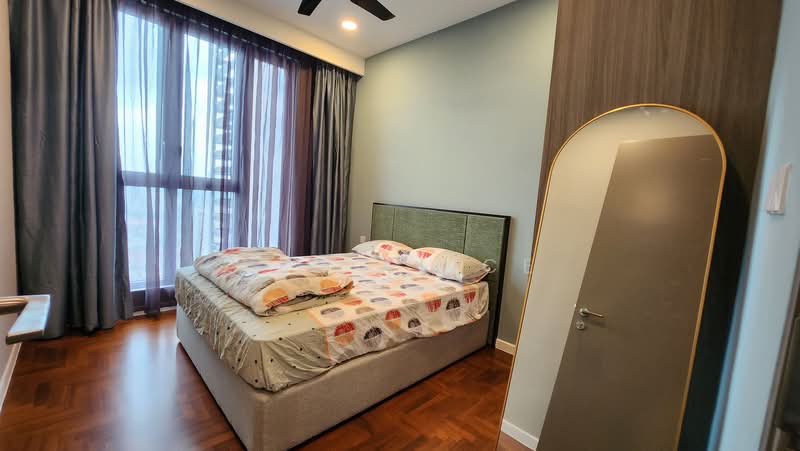 Service Residence for Sale at Bloomsvale Menara Vista Petaling - Yen Alice - Bedroom - PropertyGuru.com.my