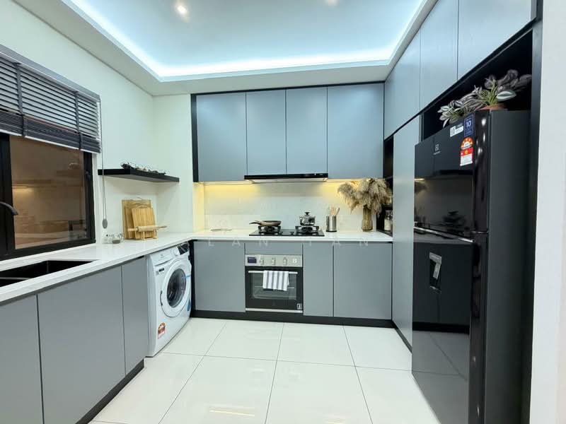 Condominium for Sale at D'Nova Residence - Alan Tan - Kitchen - PropertyGuru.com.my