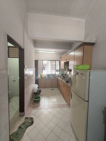 1-storey Terraced House for Sale in Bukit Indah (Iskandar Puteri (Nusajaya)) - Samantha Teng - Kitchen - PropertyGuru.com.my