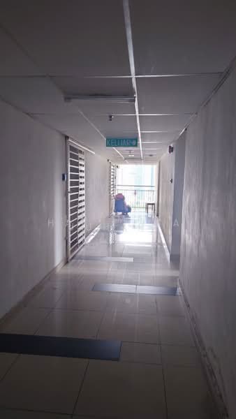 Office for Sale in KLCC (KL City Centre) - Hafiz Isa - Corridor - PropertyGuru.com.my