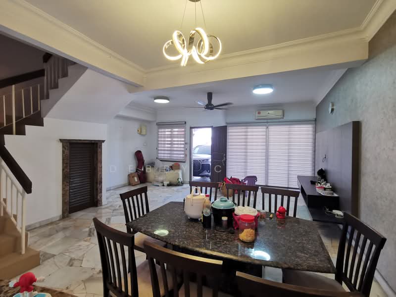 2-storey Terraced House for Rent in Bandar Bukit Puchong (Puchong) - Debby Chai - Dining Room - PropertyGuru.com.my