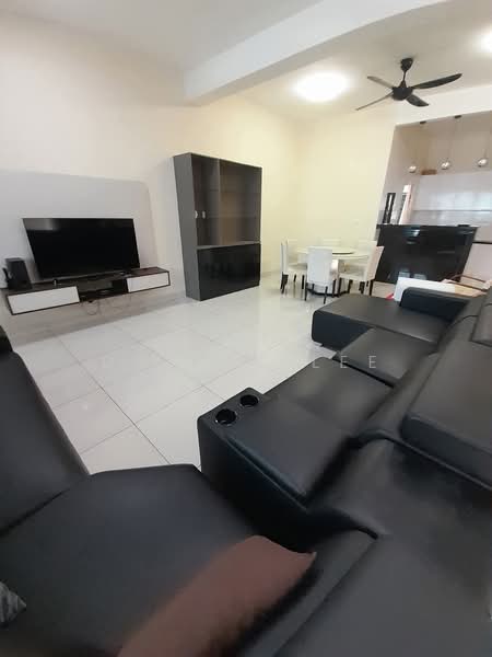 2-storey Terraced House for Rent in Taman Mount Austin (Tebrau) - Daphne Lee - Living Room - PropertyGuru.com.my