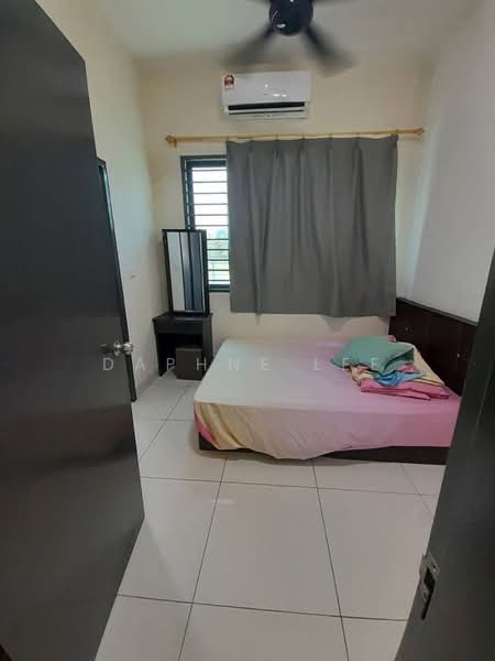 2-storey Terraced House for Rent in Taman Mount Austin (Tebrau) - Daphne Lee - Bedroom - PropertyGuru.com.my