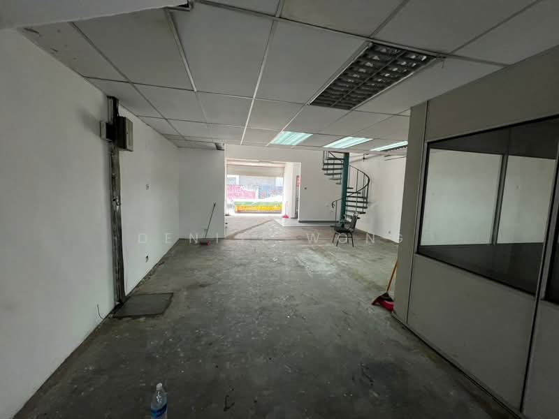 Shop for Rent in Gombak (Selangor) - Denise Wong - Interior - PropertyGuru.com.my