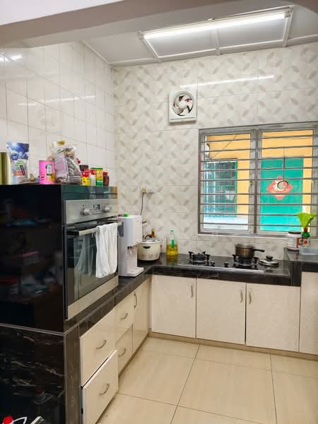 2-storey Terraced House for Sale in Taman Serdang Raya (Seri Kembangan) - May Goh - Kitchen - PropertyGuru.com.my