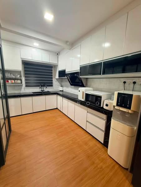 Rumah Teres 2-Tingkat untuk Dijual di Taman Desa Serdang (Seri Kembangan) - Fazie Noor - Kitchen - PropertyGuru.com.my