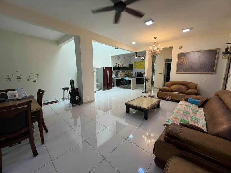 2-storey Terraced House for Sale in East Ledang (Iskandar Puteri (Nusajaya)) - Carrien Siow - Living Room - PropertyGuru.com.my